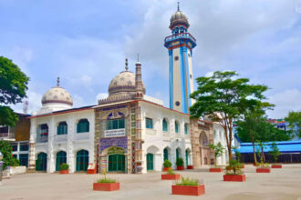 হাজীগঞ্জ ঐতিহাসিক বড় মসজিদ, চাঁদপুর - কুহুডাক