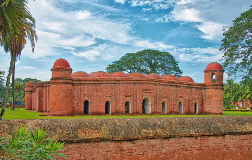 ষাট গম্বুজ মসজিদ - কুহুডাক